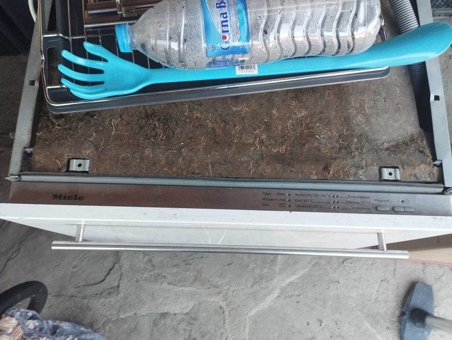Съдомиялня Miele за вграждане