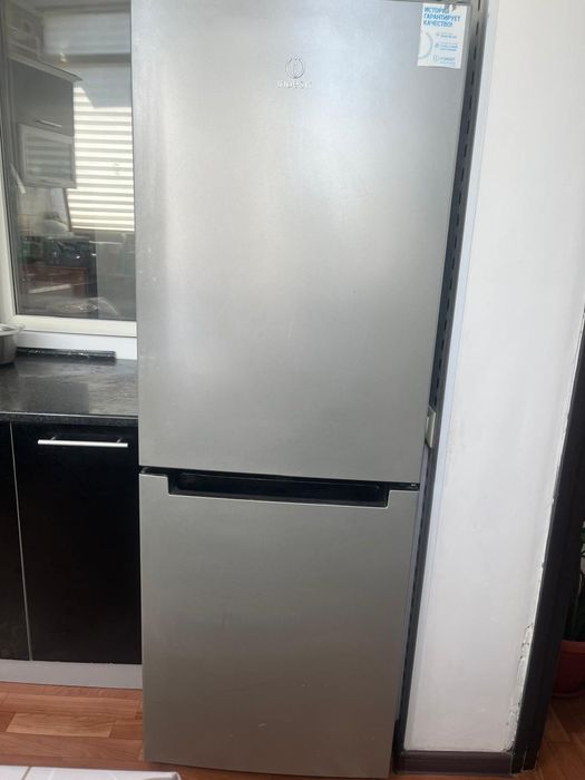 Срочно продется холодильник