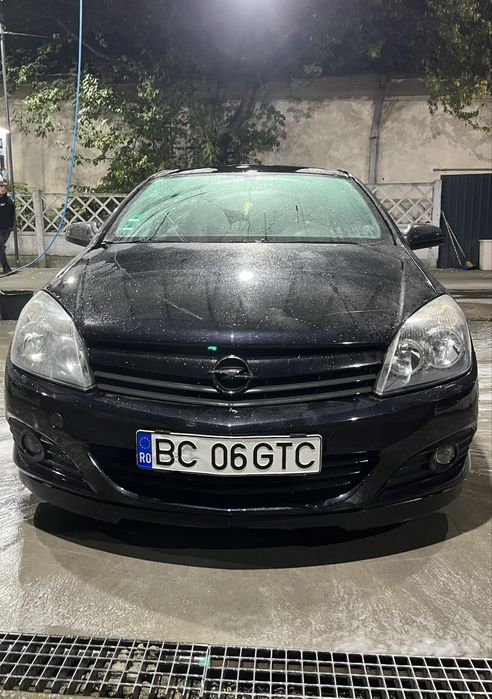 Opel astra h gtc