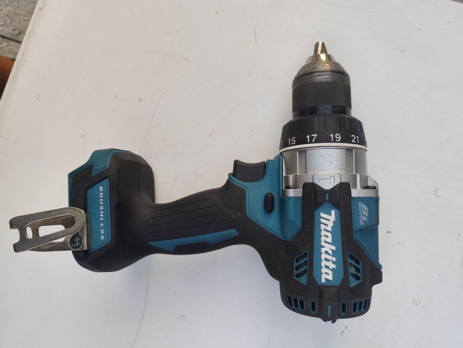 Безчетков акумулаторен винтоверт Макита Makita DHP 492