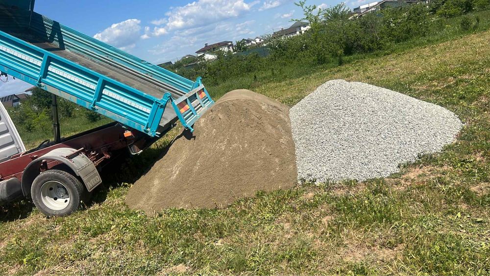 3-30tone-Nisip, sort, balastru, piatra sparta, pamant de implutura etc