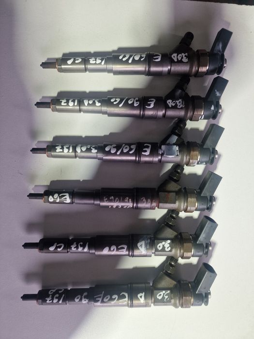 Injector, injectoare Bmw E60/E90 motir 3.0D 197cp,80 km! aproape noi