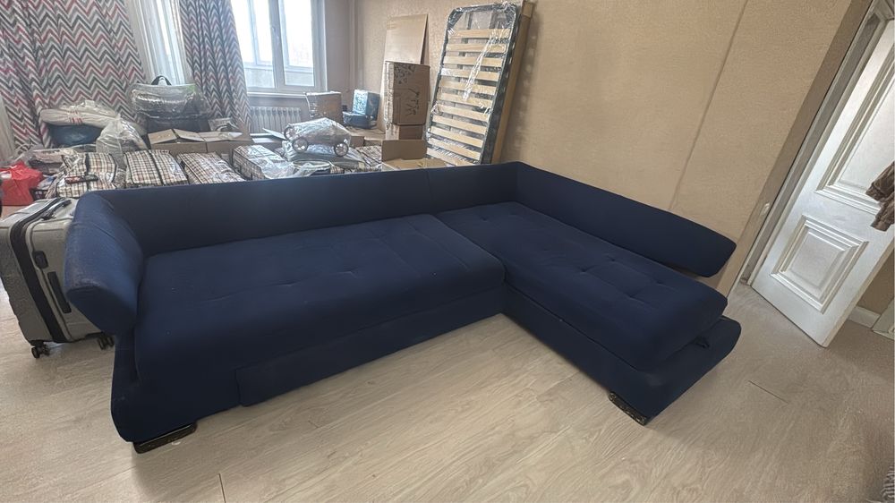 Срочно продам люстры