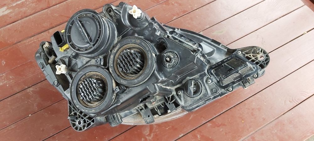 Продам Фару Даф 106