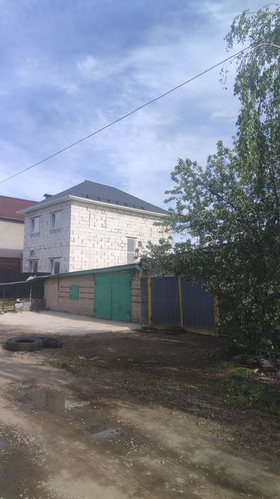 Продам дом район ТД океан Аква парк .