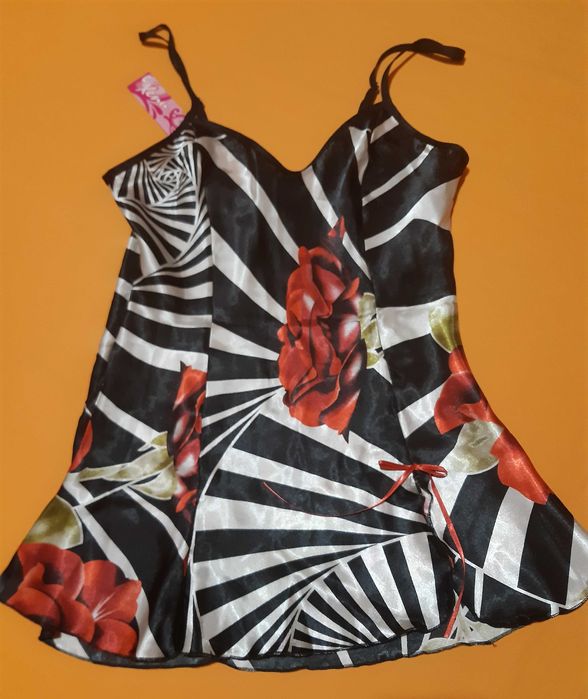 Дамска сатенена пижама