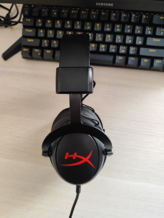 HyperX Cloud Core

Продам игровые наушники HyperX Cloud Core.
В компле