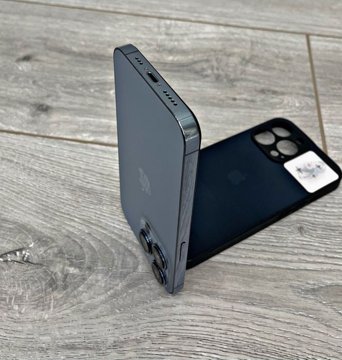 IPhone 13 pro temni