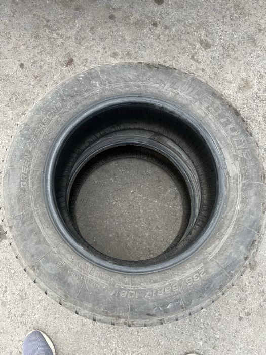 Резина всесезонка  235 55 r17