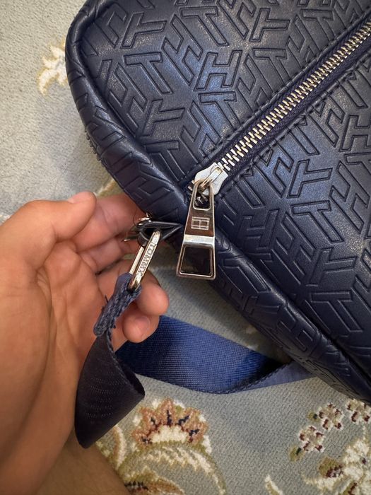 Барсетка сатылады Tommy Hilfiger