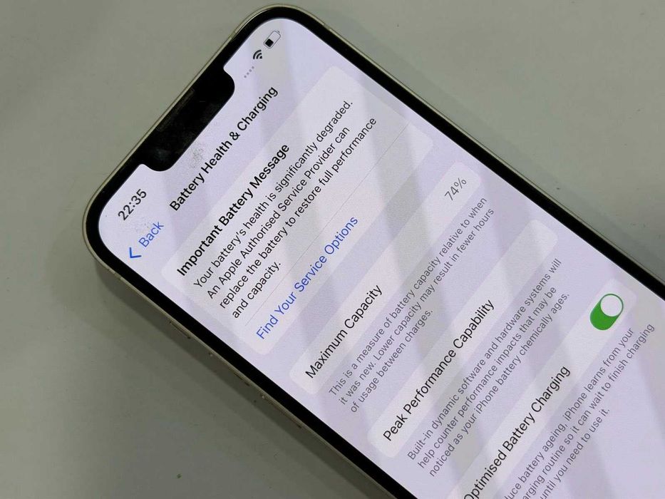Apple iPhone 13 128GB- 74%
