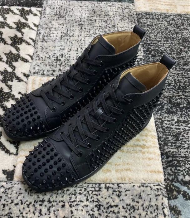 Christian Louboutin High Full Black