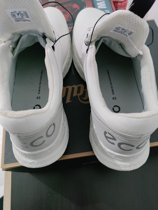 Model ECCO BIOM C5, alb, cu sistem BOA