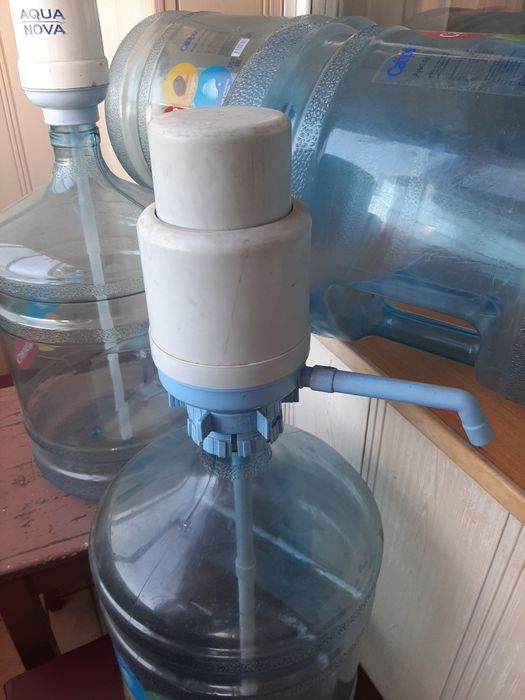 Бутыли для воды в отличном состоянии!