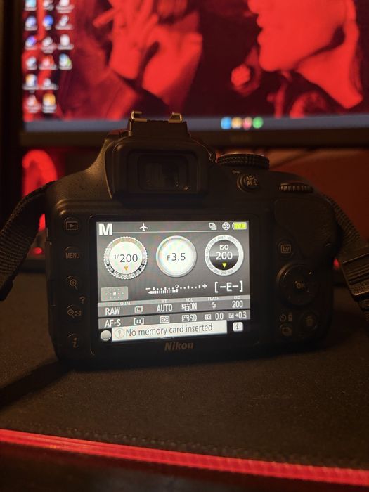 Aparat foto Nikon D3400