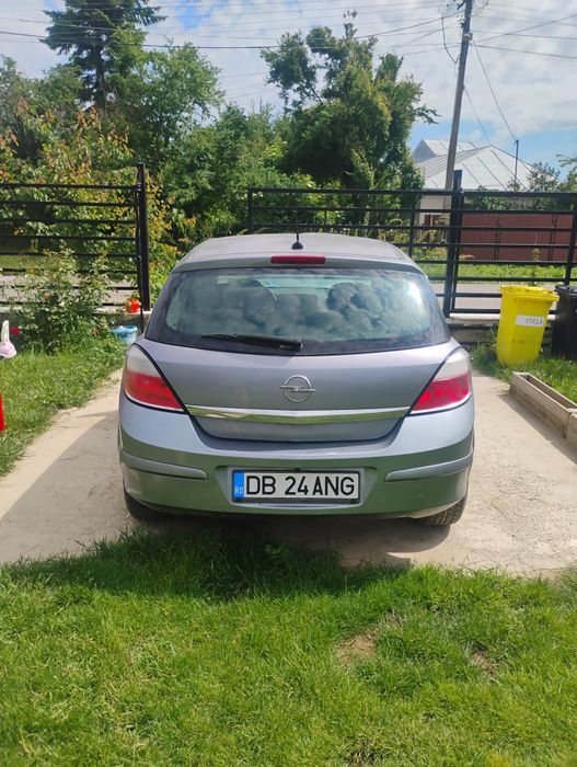 Vând 2 bucăți Opel Astra H 1.7 CDTI (101 CP) – Pachet 1500€