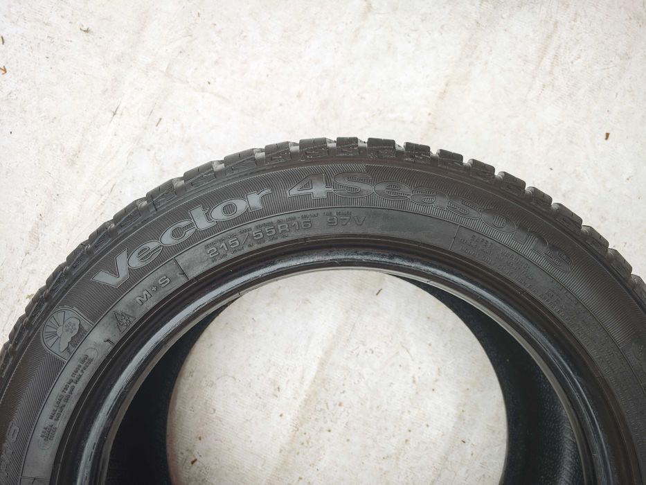 Anvelope 215/55/16 an 2022 all season M+S GOODYEAR Vector 4 Seasons