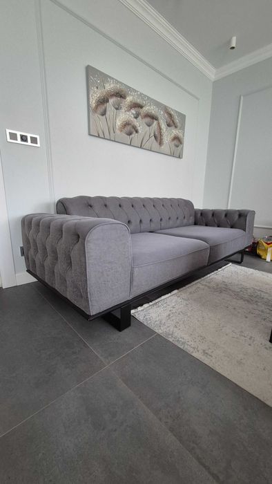 Дизайнерски диван 2 броя - капитонирани