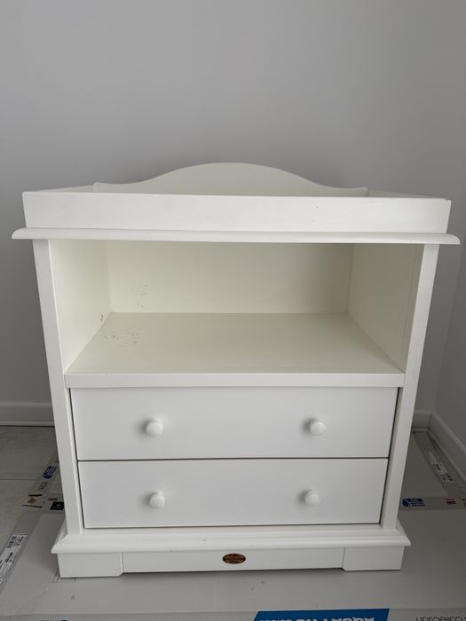 vand mobilier din lenn masiv , camera copil . cumparat de la  Mothercare .