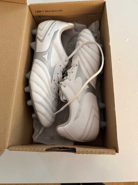 Маратанки за футбол Mizuno  37 номер