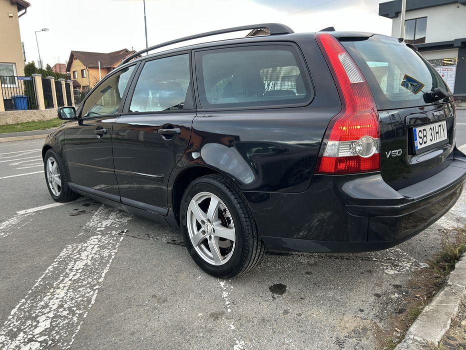 Volvo v50 2.0 136 cp