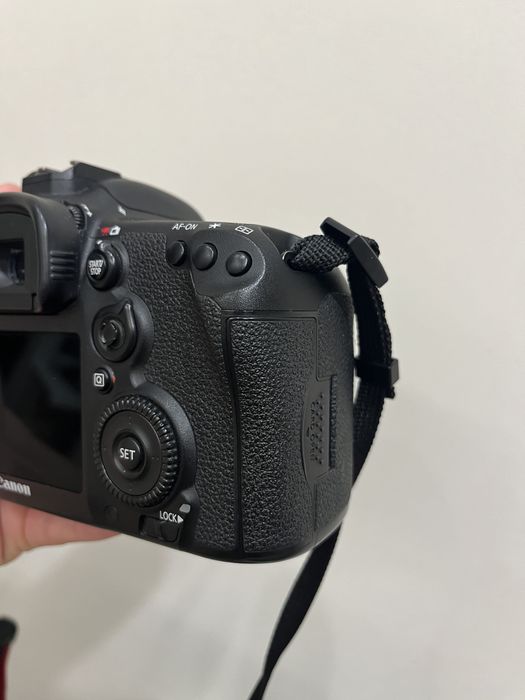 Canon 7d Mark II + 18-135stm