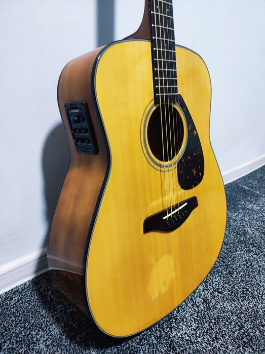 Гитара Yamaha FG800