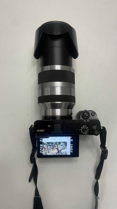 Camera Sony a6000 + obiectiv Sony OSS 18-200 f3.5-6.3