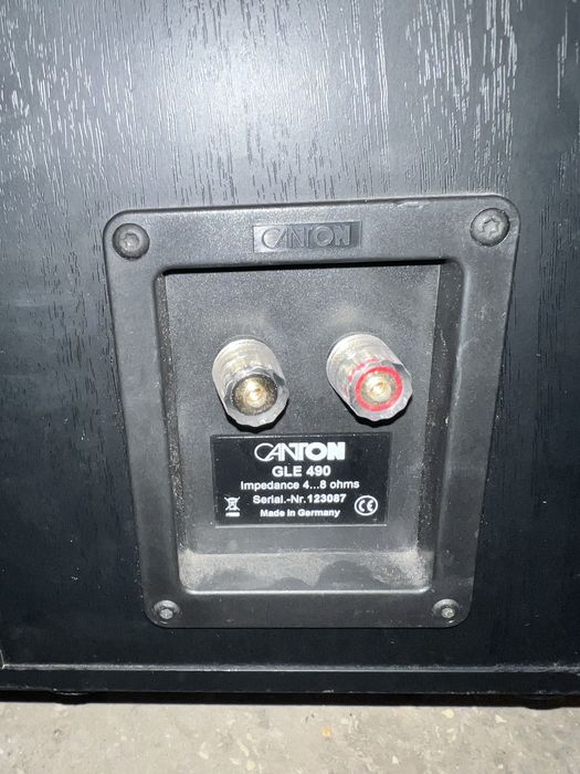 Vand boxe  de camera . 2 jbl , 1 canton