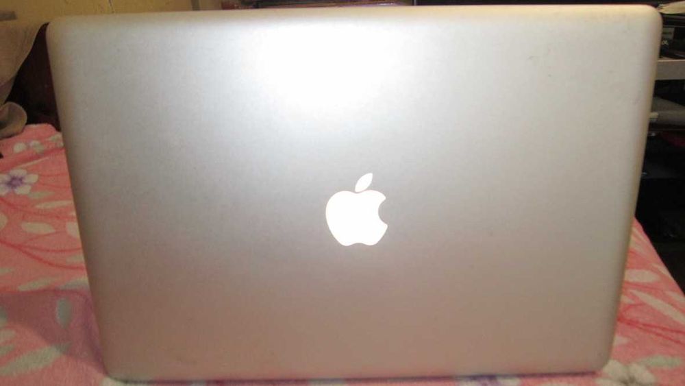 Laptop  I7 , MacBOOK PRO 15", 2011