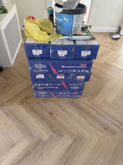 Продается ламинат Новый