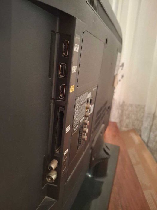 телевизор SAMSUNG UE32F5070 (Малайзия)