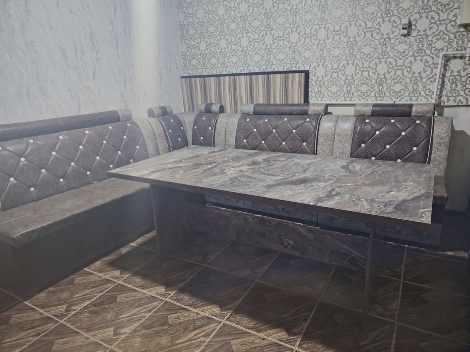 Уголок, новый мебел