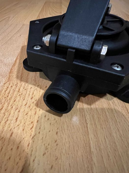 Ръчна помпа за течности