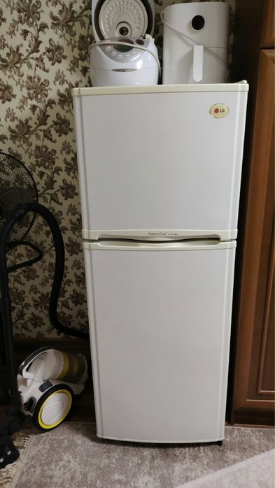 Продам холодильник LG