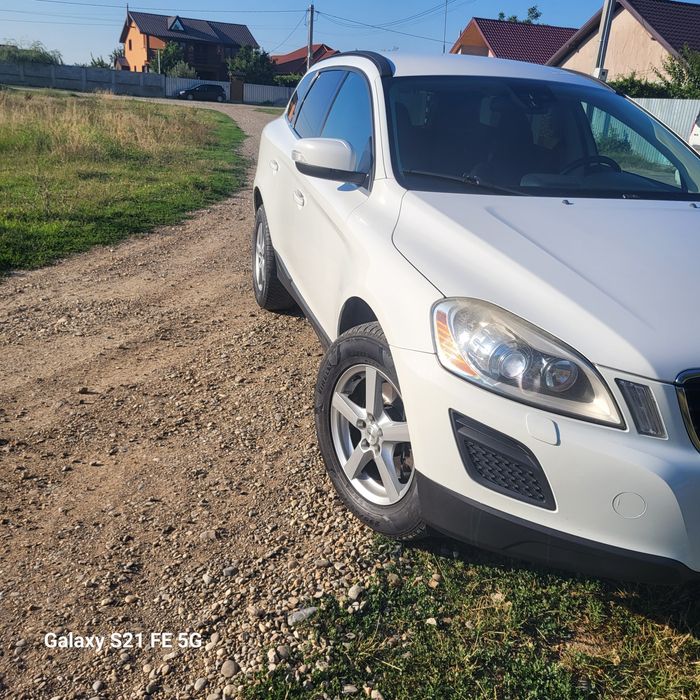 VOLVO XC60 2011 — imagine 4