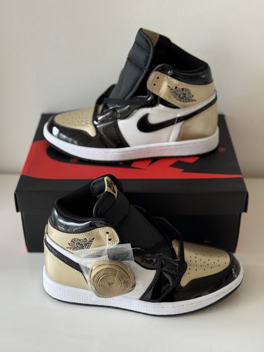 Air Jordan 1 Retro High Patent Gold Toe  Full Box