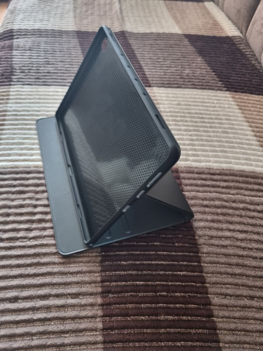 Чехол подставка для планшета