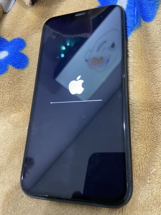 Продам iphone 11 64gb