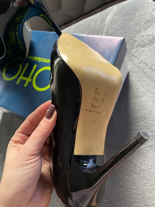 Продавам токчета