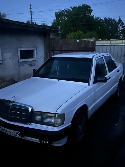 Продам мерса 190Е