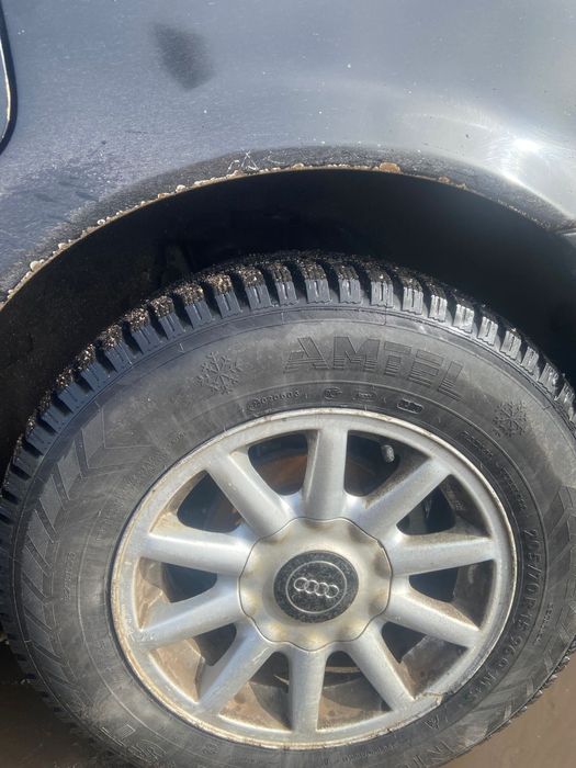 Продаю Ауди 100 с4