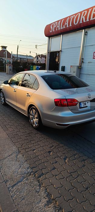 VW Jetta, an 2011, 1.6 TDI, Euro 5, manuală