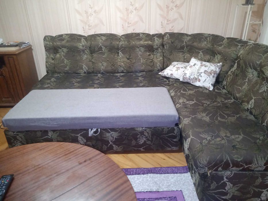 Холна гарнитура, разтегателна