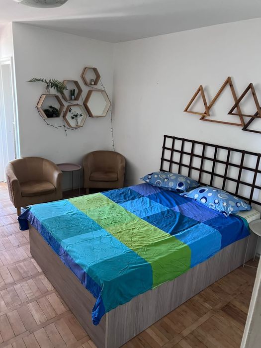 Închiriez garsoniera central