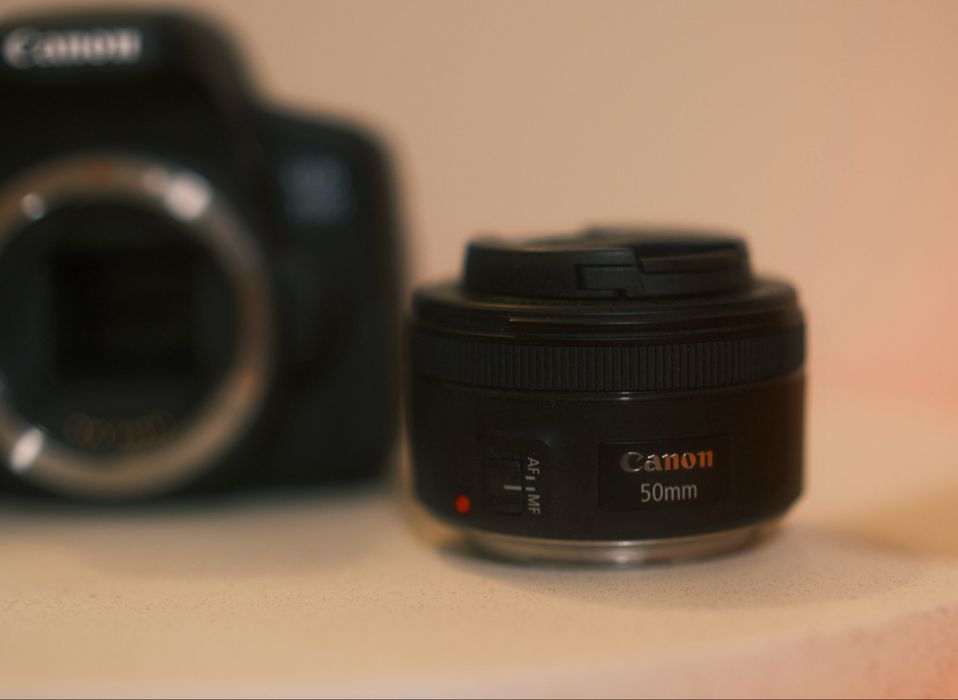 Фотоапарат Canon EOS 750D