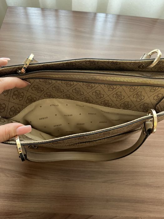 Сумка оригинальная GUESS