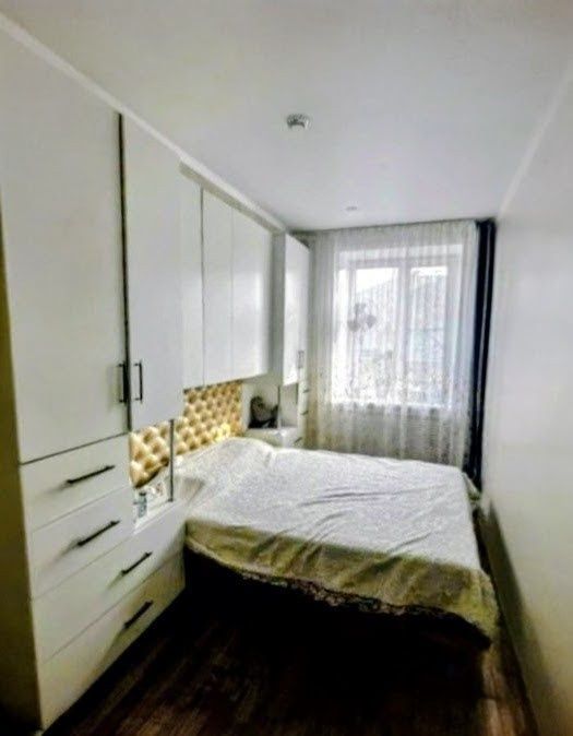 Студия плюс две спальни