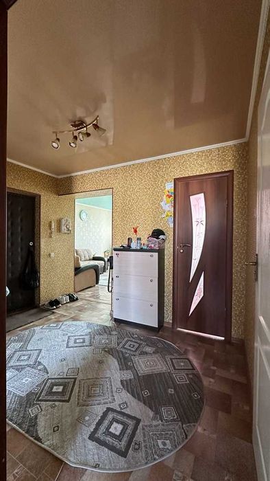 продам 3 х комнатную квартиру