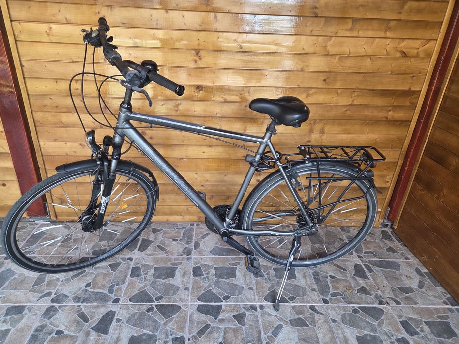 Bicicleta trekking de oras CARVEN